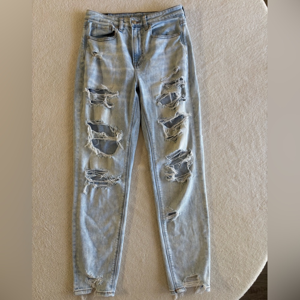 American Eagle Mom Jeans